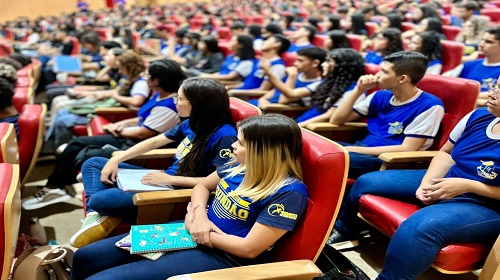 ENEM 2023: Aulão “Foco no Enem” reúne mais de mil alunos da Rede Pública Estadual de Ensino, em Porto Velho