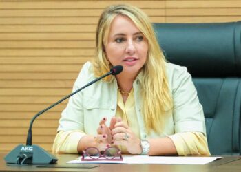 Ieda Chaves pede a regulamentação do auxílio-transporte para servidores públicos em RO