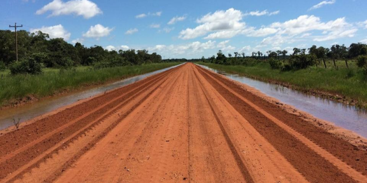 Alan Queiroz indica a criação de programa para melhorar o tráfego nas estradas vicinais