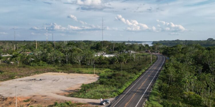 DNIT realiza manutenção em mais de 22 quilômetros da BR-364 sentindo Vila do Abunã, em Rondônia
