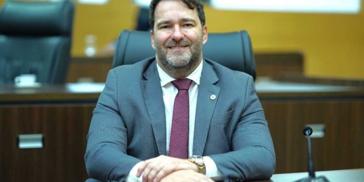 Alex Redano destinou mais de R$ 7 milhões em emendas para a região da Zona da Mata