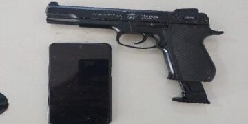 POLÍCIA MILITAR PRENDE SUSPEITOS POR RECEPTAÇÃO APÓS RASTREAR CELULAR ROUBADO