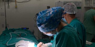 Cirurgias em pacientes com Parkinson estão sendo realizadas no Hospital de Base Dr. Ary Pinheiro