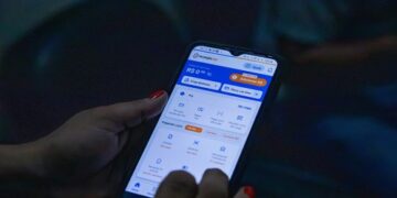 Aplicativo que permite carregamento online do Comcard soma mais de 400 mil downloads; veja como usar