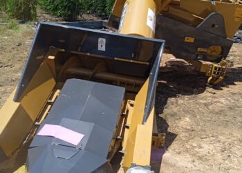 São Miguel do Guaporé recebe equipamentos agrícolas com emenda de Cláudia de Jesus