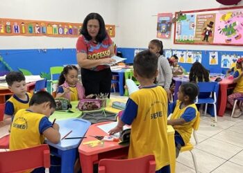 De cada 100 crianças no 3º ano, 95 estão alfabetizadas na idade certa; em 2017, eram apenas 30