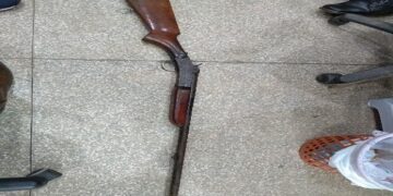 POLÍCIA MILITAR APREENDE ARMA DE FOGO DURANTE ABORDAGEM