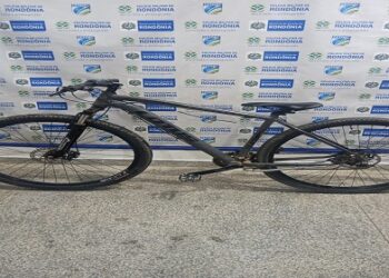 POLÍCIA MILITAR APREENDE ADOLESCENTE POR RECEPTAÇÃO