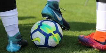 Emenda de R$ 100 mil do Delegado Lucas beneficia escola de futebol em Buritis