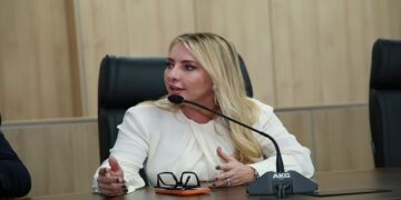 Ieda Chaves atende Pimenteiras do Oeste com aquisições de equipamentos hospitalares