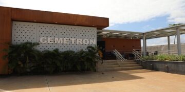 Pacientes com quadro grave de dengue são atendidos no Centro de Medicina Tropical de Rondônia