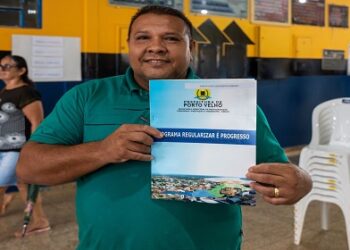 Prefeitura entrega 382 títulos definitivos em Extrema