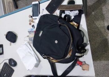 POLICIA MILITAR APREENDE DOIS ADOLESCENTES E DOIS HOMENS POR ROUBO