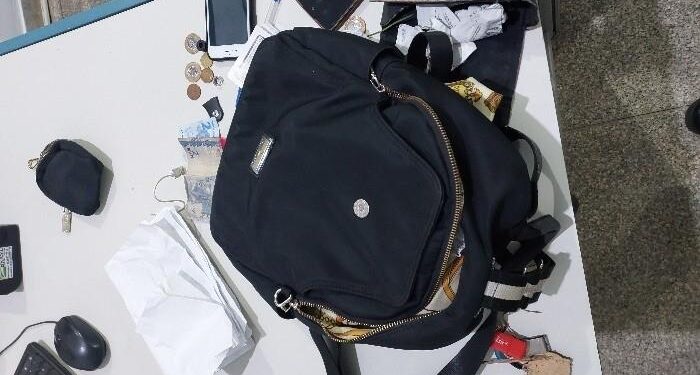 POLICIA MILITAR APREENDE DOIS ADOLESCENTES E DOIS HOMENS POR ROUBO