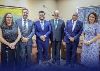 Presidente da Alero destaca harmonia entre os Poderes em encontro no TJRO
