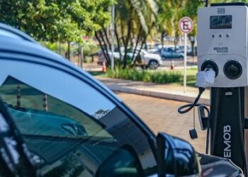 Ieda Chaves propõe isenção de IPVA para veículos elétricos e híbridos em Rondônia