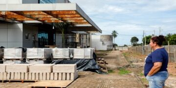 Avanço da obra do Hospital Regional de Guajará-Mirim é acompanhado pela população da Pérola do Mamoré