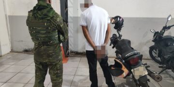 Homem com diversas passagem criminais é preso com moto adulterada