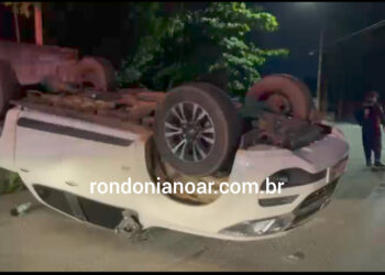 Urgente video: camionete capota em via pública
