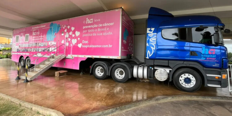 Saúde da mulher: Carreta do Hospital de Amor oferece exames gratuitos nesta segunda-feira (4), no Porto Velho Shopping