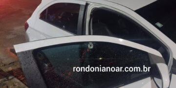 Motociclista atira em veículo estacionado na zona sul