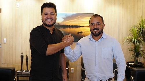 Deputado Marcelo Cruz garante distribuição de calcário para produtores de Cujubim
