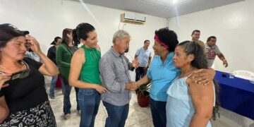 Em Machadinho do Oeste, deputada Sílvia Cristina reafirma apoio à pré-candidatura de Leomar Patrício
