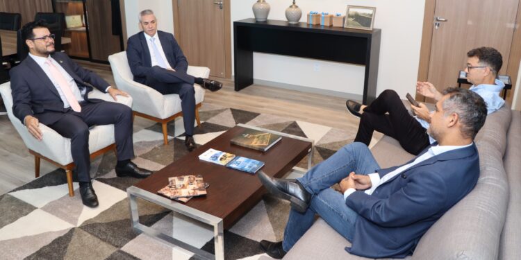 Presidente da Alero reforça laços institucionais em encontro no MPRO