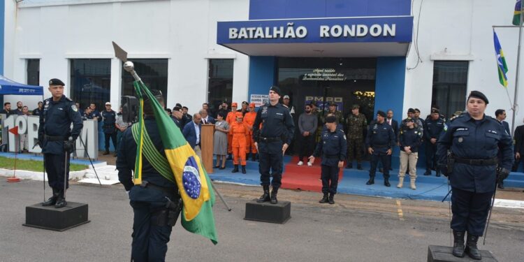 MULHER ASSUME COMANDO DO 1º BATALHÃO DE POLÍCIA MILITAR EM RONDÔNIA