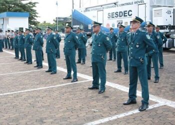 Deputado Pedro Fernandes parabeniza novos oficiais administrativos da Polícia Militar