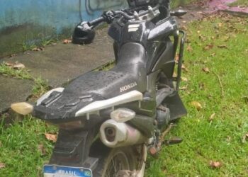 MAIS UMA MOTOCICLETA É RECUPERADA PELA PM EM ARIQUEMES