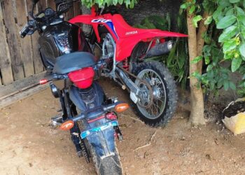POLÍCIA MILITAR RECUPERA MOTOS FURTADAS EM EMPRESA DE VENDA DE VEÍCULOS