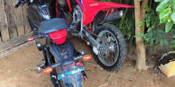 POLÍCIA MILITAR RECUPERA MOTOS FURTADAS EM EMPRESA DE VENDA DE VEÍCULOS