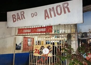 BAR DO AMOR: Criminosos passam atirando e deixam mulher ferida em Rio Branco