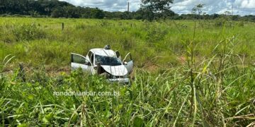 GRAVE: Capotamento deixa duas mulheres e uma criança  ferida