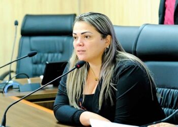 Prefeitura de Alvorada do Oeste recebe emenda parlamentar de Cláudia de Jesus