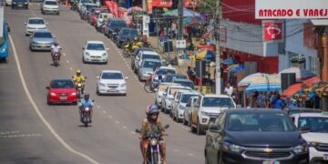 Prazo para regularizar o licenciamento anual de veículos com placa final 4 vai até dia 30