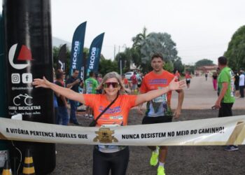 1ª CORRIDA TIRADENTES REÚNE CENTENAS DE ATLETAS EM PIMENTA BUENO