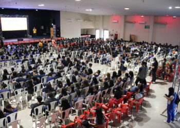 Aulão inaugural de preparação para o Enem 2024 reúne 1200 estudantes no “1º Encontro dos Terceirões” de Porto Velho