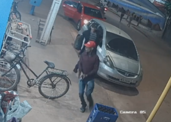 Comerciante é alvo de bandidos veja o vídeo