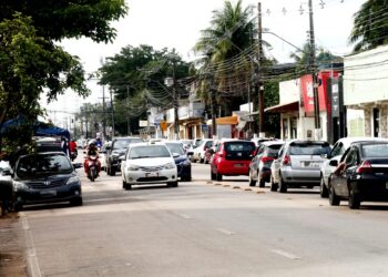 Veículos com placa final 4 devem ter licenciamento regularizado sem multas até 30 de abril