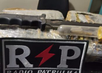 POLÍCIA MILITAR PRENDE INDIVÍDUOS POR TRÁFICO DE DROGAS
