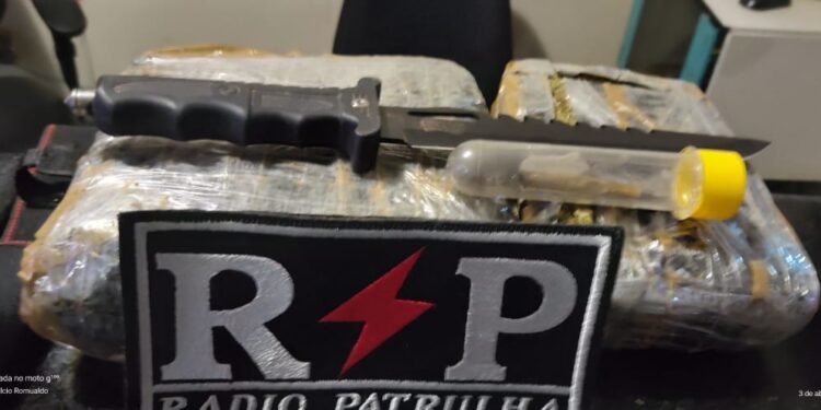 POLÍCIA MILITAR PRENDE INDIVÍDUOS POR TRÁFICO DE DROGAS
