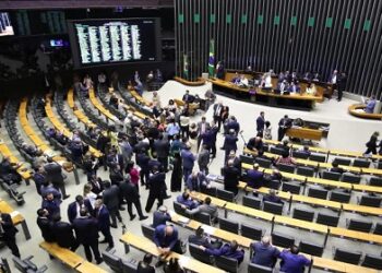 Câmara decide manter prisão preventiva do deputado Chiquinho Brazão