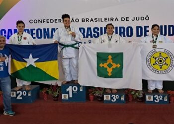 Delegação rondoniense de judô agradece apoio do deputado Laerte Gomes