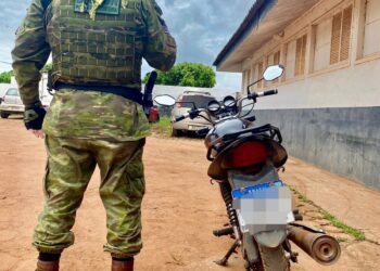 PROTETOR DAS FRONTEIRAS: EM GUAJARÁ MIIRIM HOMEM É PRESO PELA PM COM MOTOCICLETA CLONADA