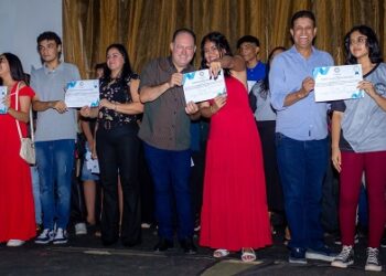 Deputado Pedro Fernandes apoia cursos na área de educação e cultura em Porto Velho