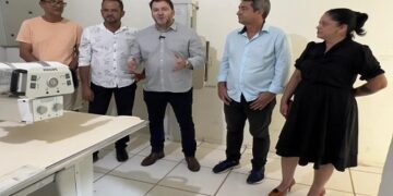 Alex Redano destina recurso para agricultura e vistoria emenda aplicada na saúde de Urupá