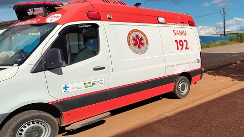 Em frente da residência homem é morto a tiros
