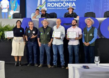 Assembleia Legislativa entrega votos de louvor à policiais na Rondônia Rural Show